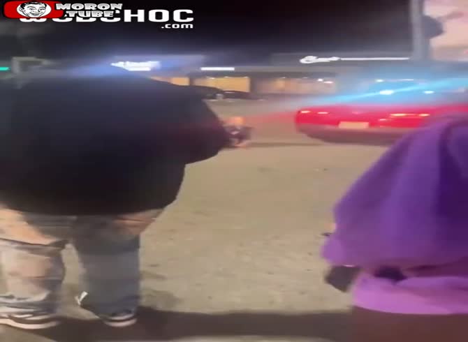 Video :A humorous arrest attempt involves a police officer falling from a convertible
